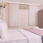 Sunset Village Hotel 2*