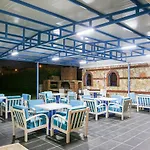 Sunset Village Hotel 2*