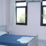 Sunset Village Hotel 2*