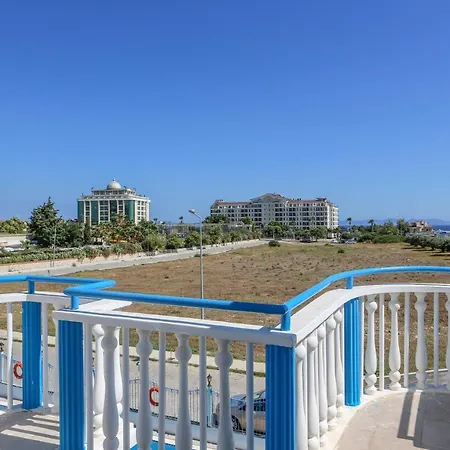 Sunset Village Hotel 2*