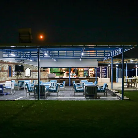 Szálloda Sunset Village