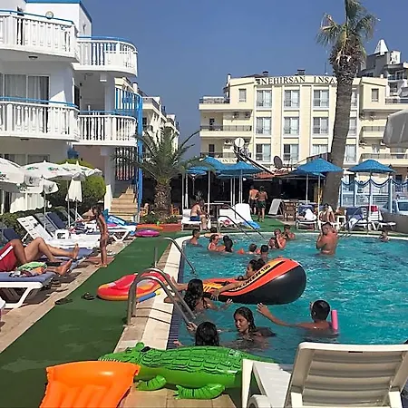Hotel Sunset Village