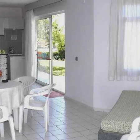 Szálloda Sunset Village 2*